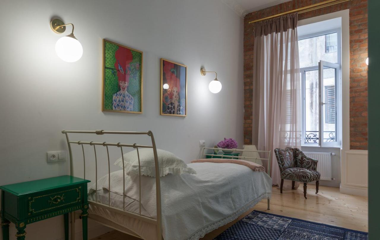 House By The Opera Apartment Tbilisi Ngoại thất bức ảnh