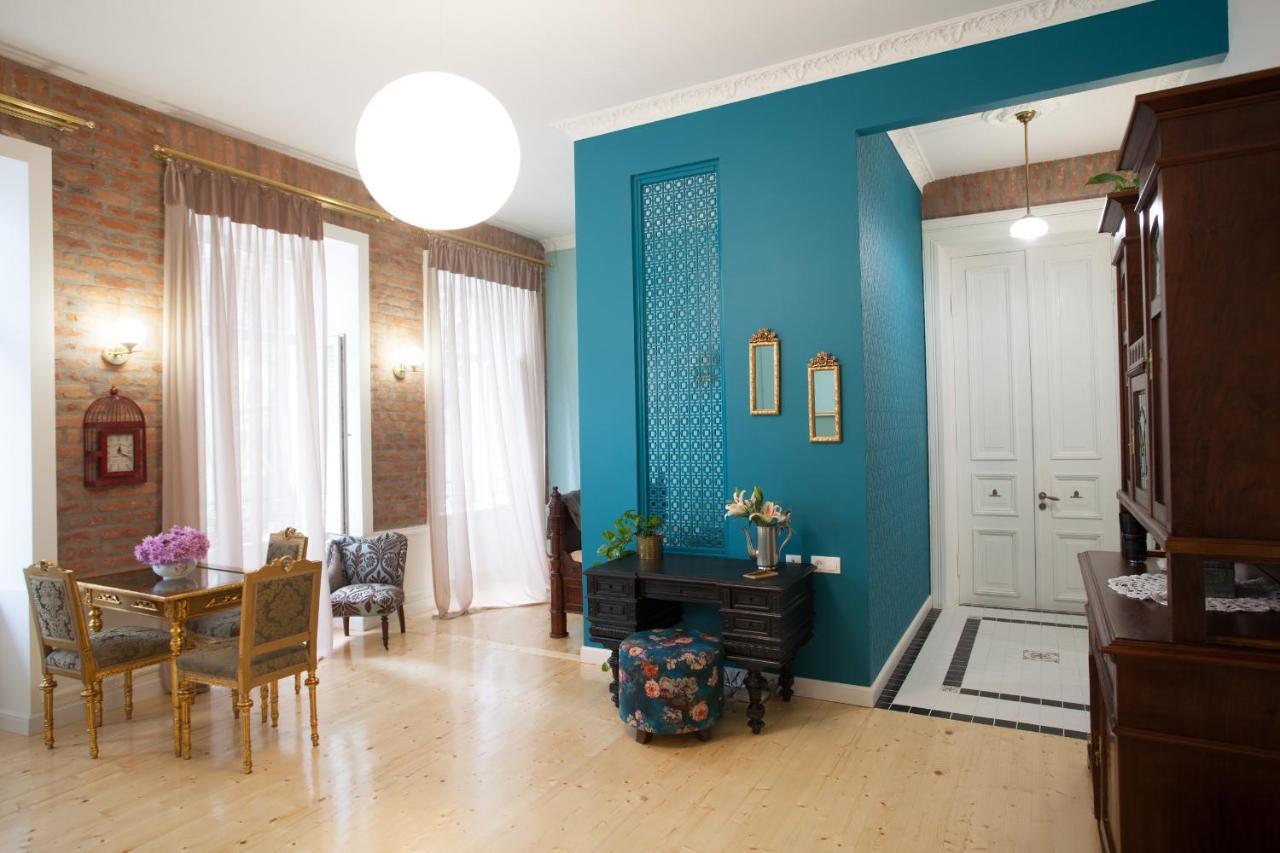 House By The Opera Apartment Tbilisi Ngoại thất bức ảnh