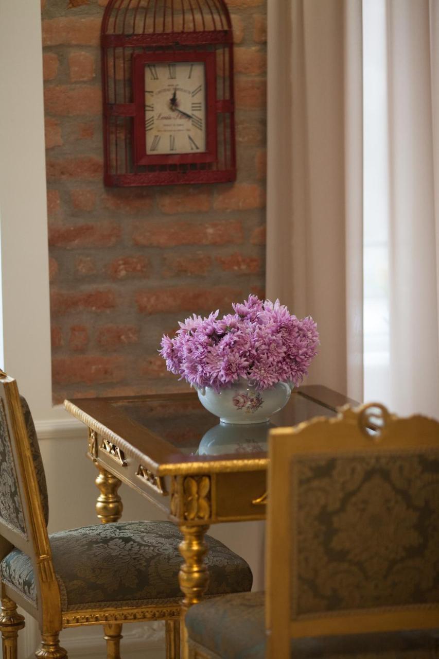 House By The Opera Apartment Tbilisi Ngoại thất bức ảnh